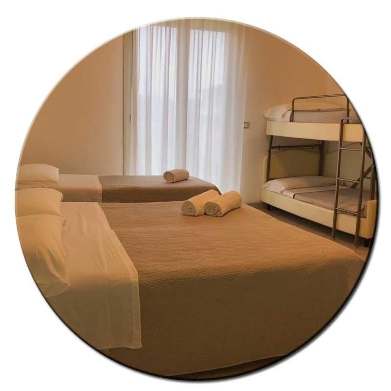 Hotel Amedea 切尔维亚 外观 照片