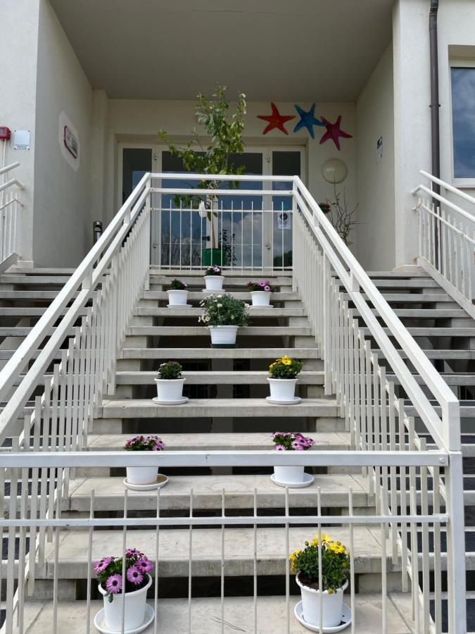 Hotel Amedea 切尔维亚 外观 照片